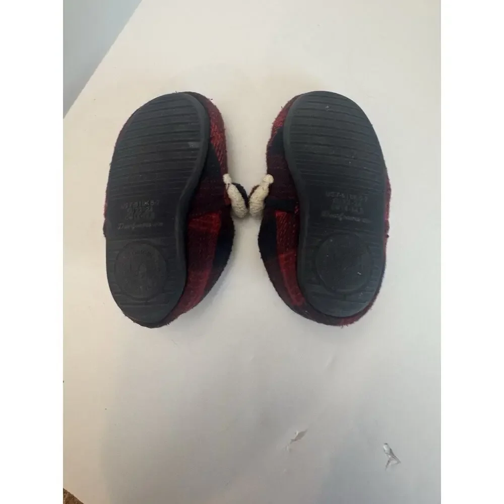 Dearfoams Lil Bear Buffalo Plaid Slippers Kids Size 7-8 Red Black Cozy